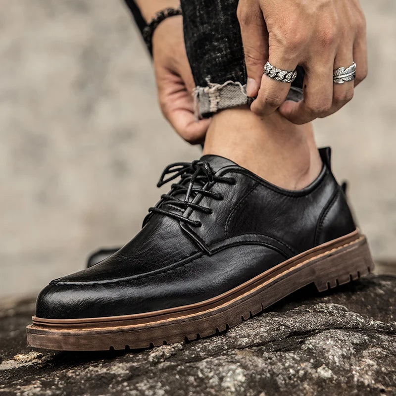 Conrad Moc-toe Leather Shoe