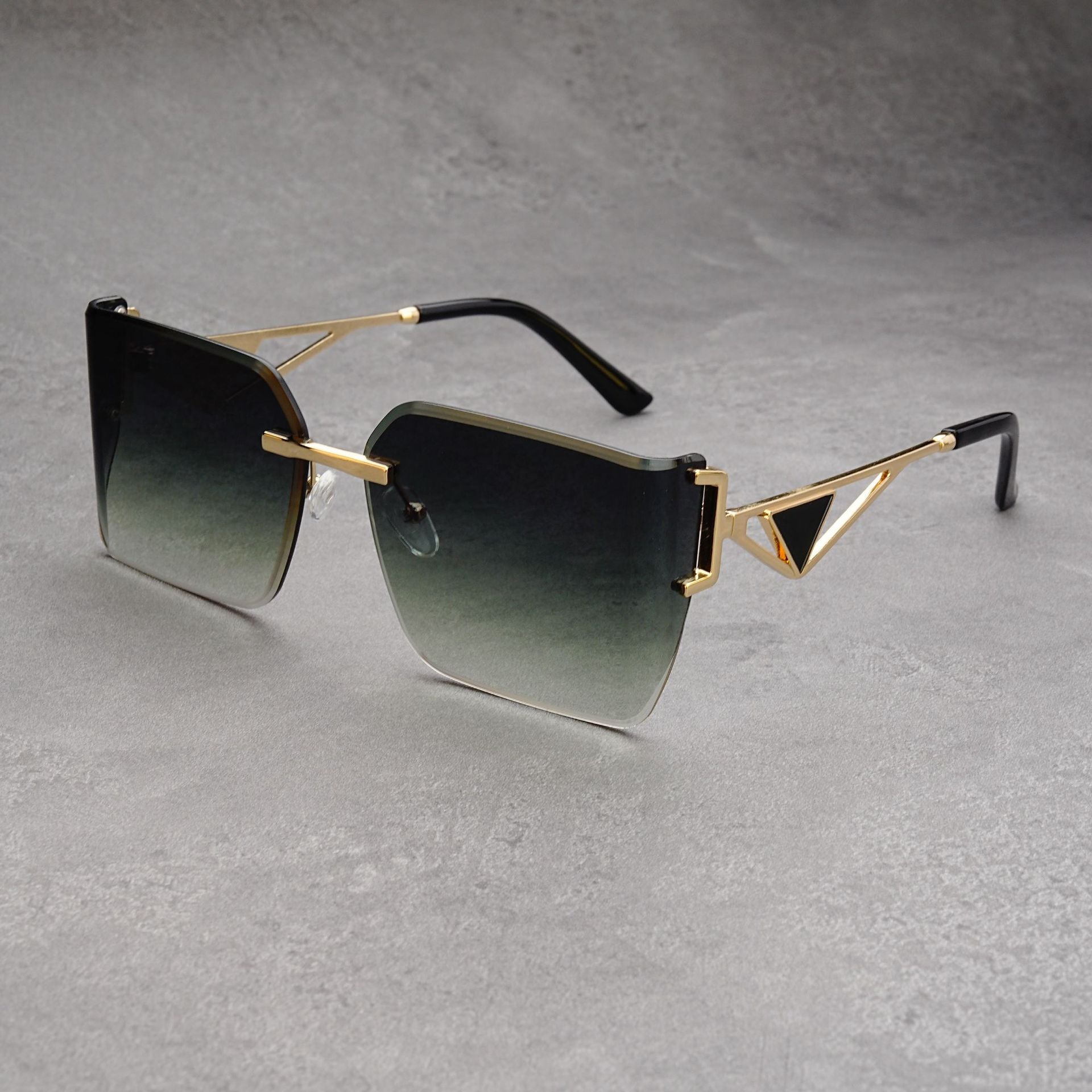 Amada Signature Squared Sunglasses