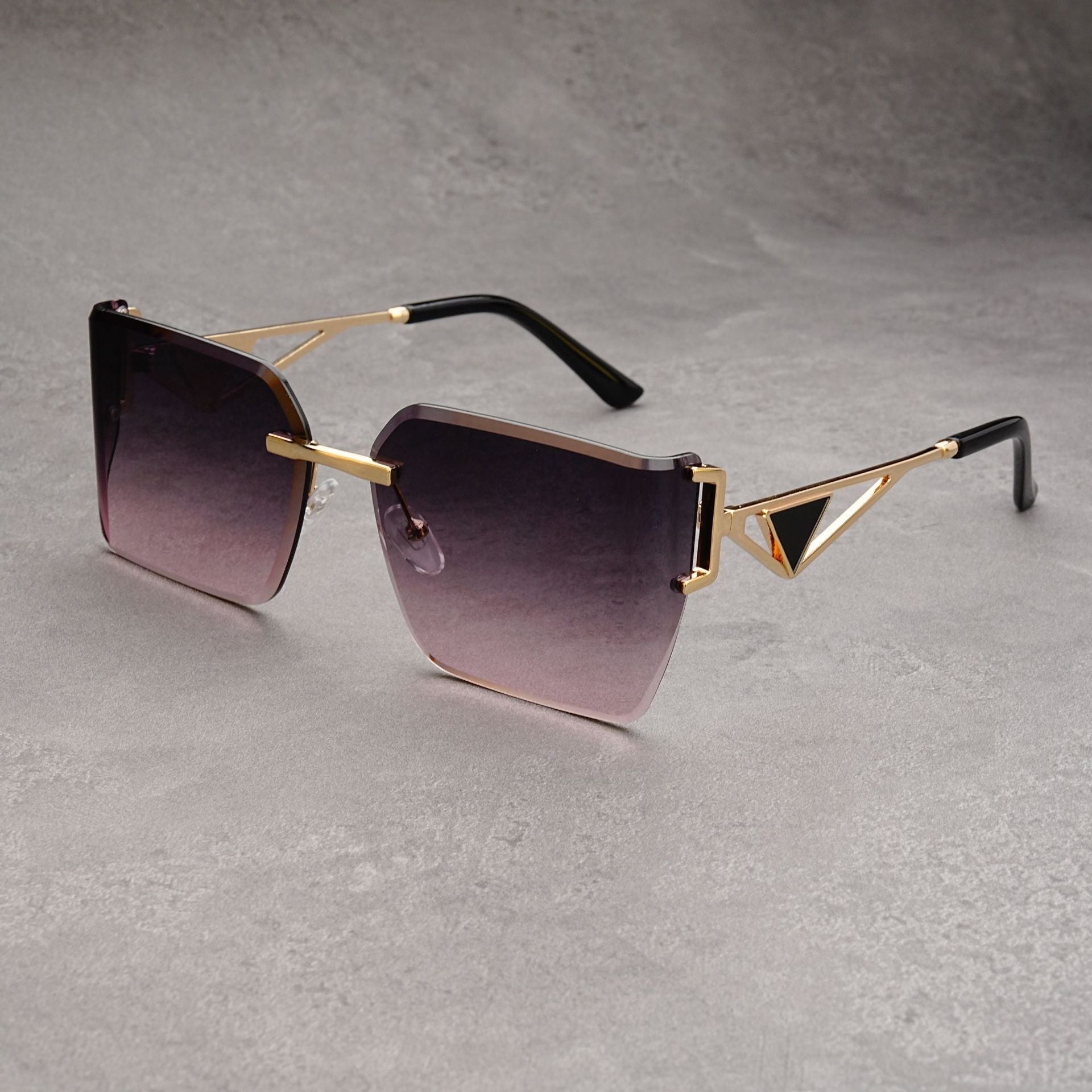 Amada Signature Squared Sunglasses