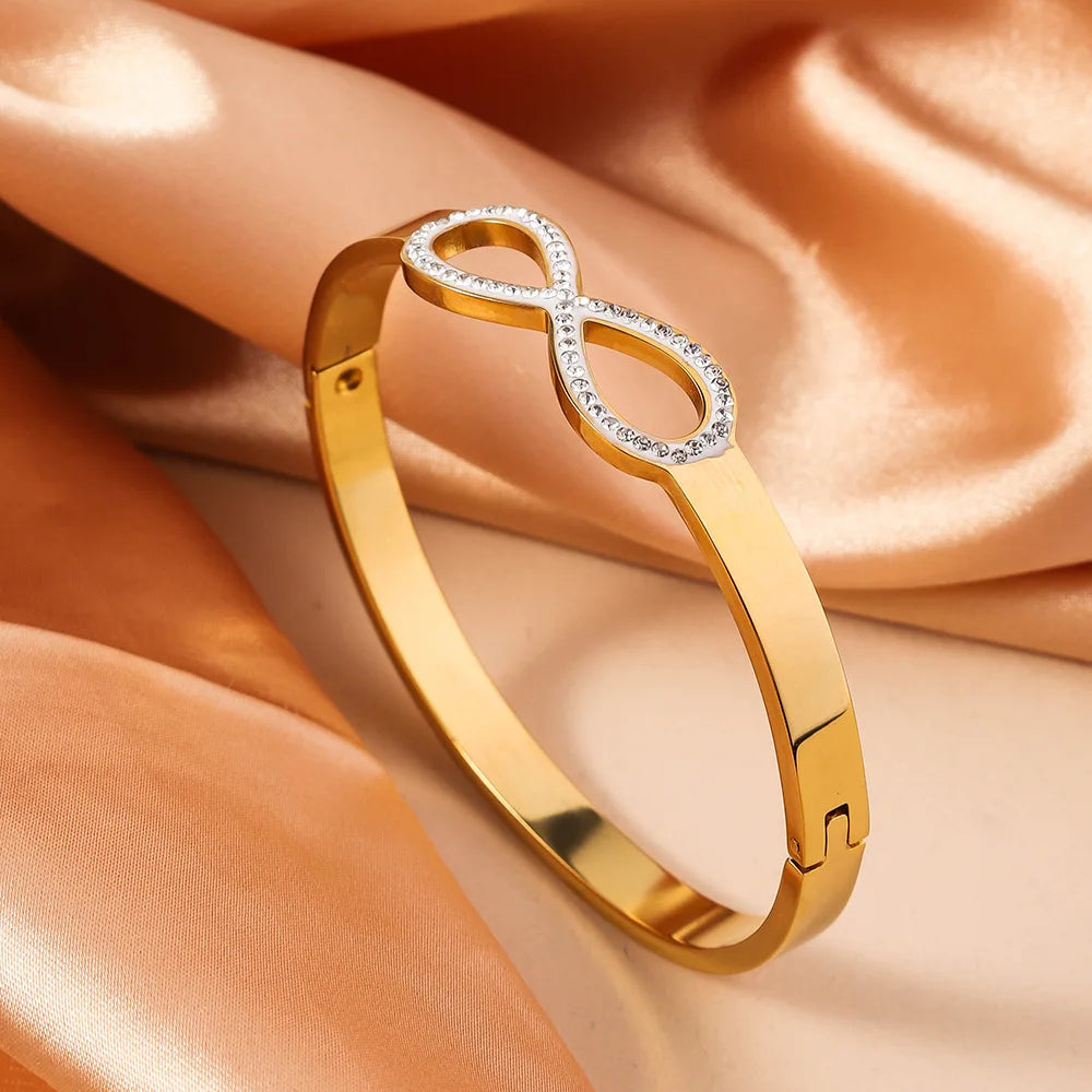 Contour Infinity Bangle