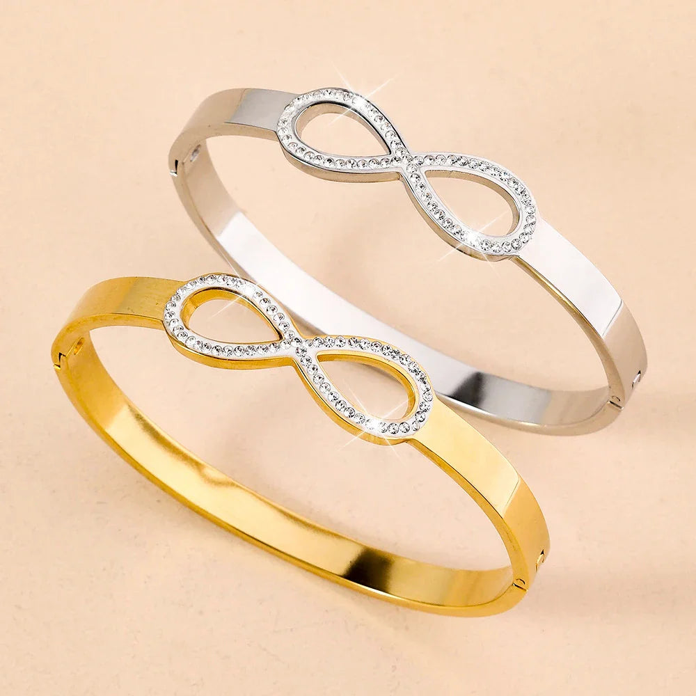 Contour Infinity Bangle