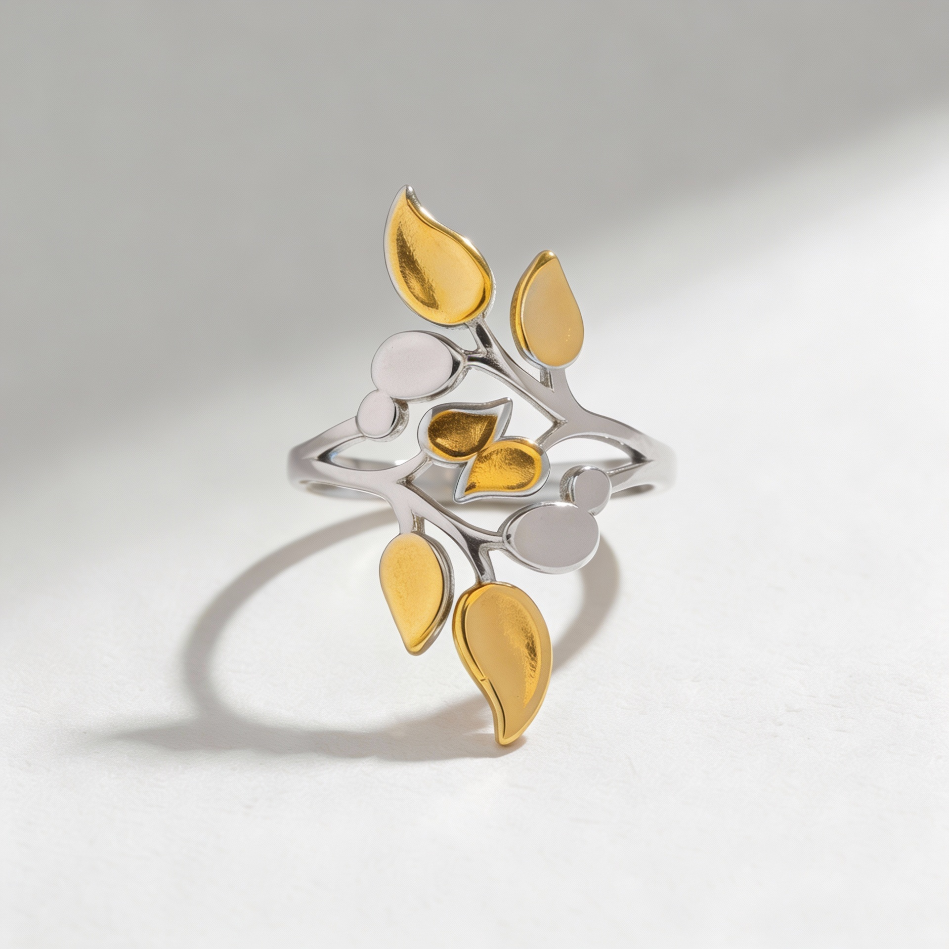 Contour Botanical Ring